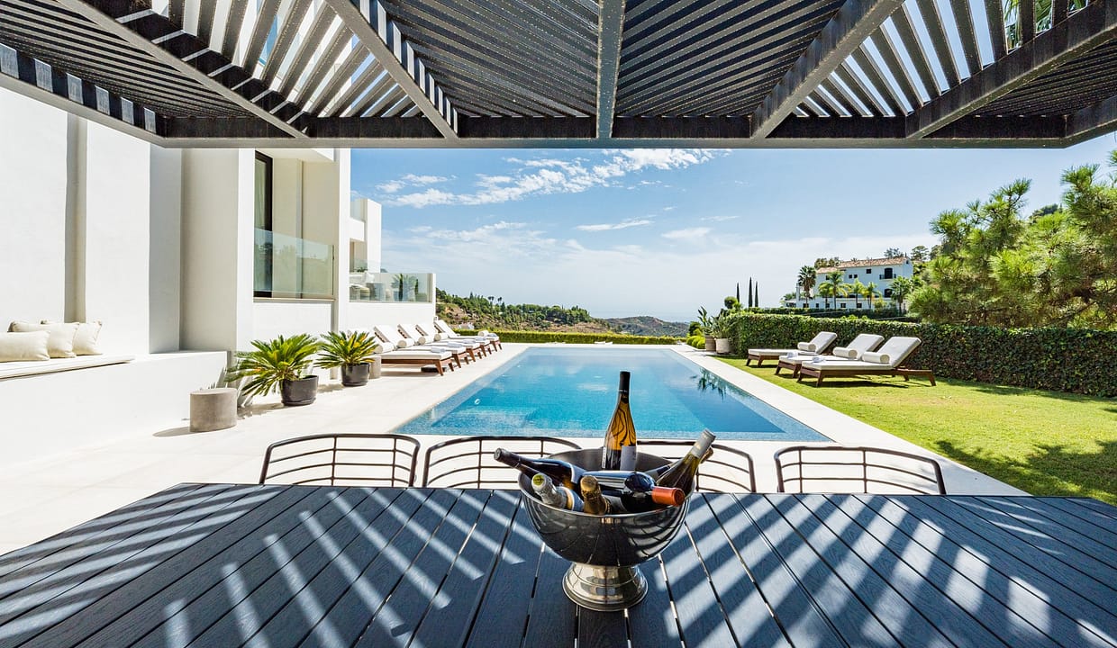 00012 5 Bed Villa For Sale in El Madroñal, Benahavis - Jacques Olivier Marbella