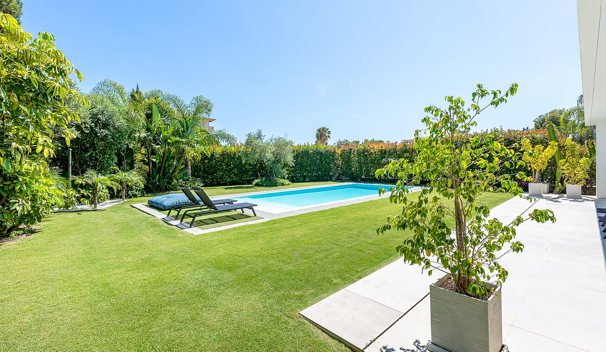 Luxury Villa for Rent in Puerto Banus - Jacques Olivier Marbella