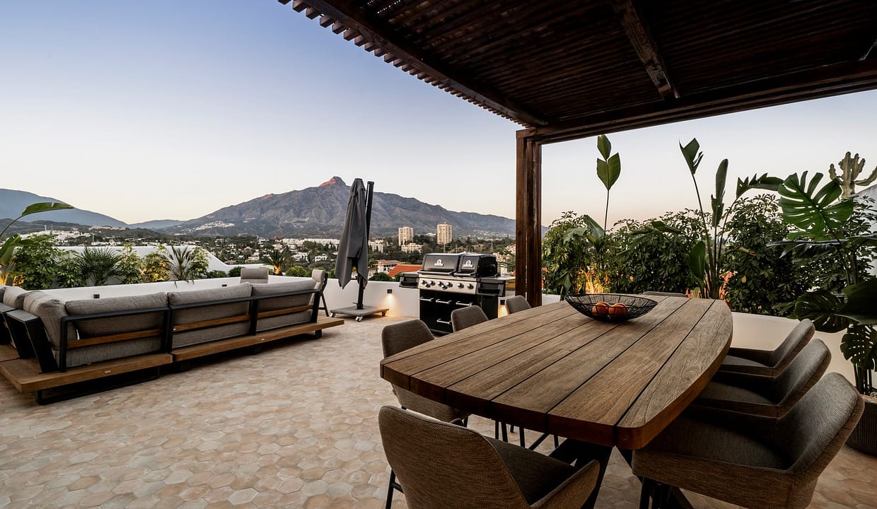 3 bedroom Apartment for sale in Nueva Andalucia, Andalucia_7