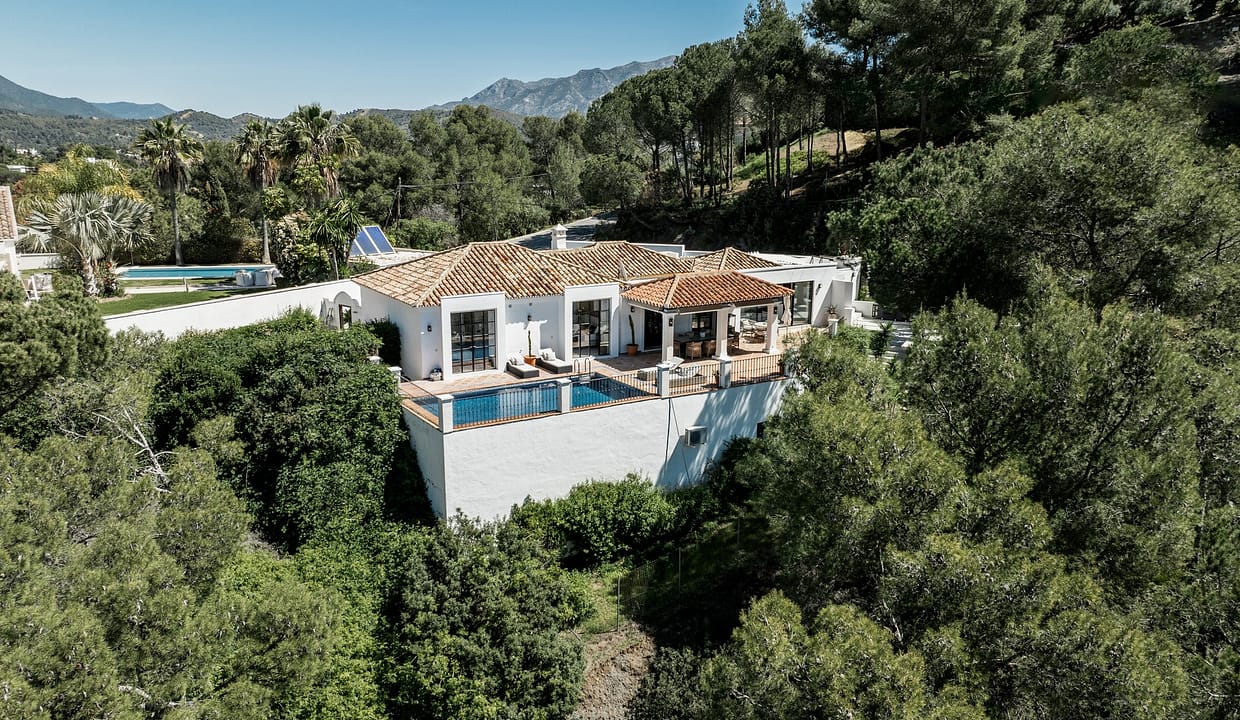 Villa for Sale in El Madroñal | Jacques Olivier Marbella